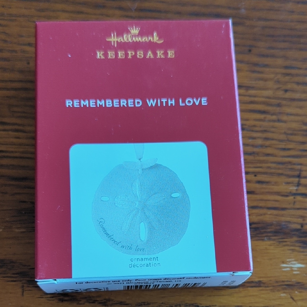 Hallmark 2021 Always Remembered Keepsake Ornament
